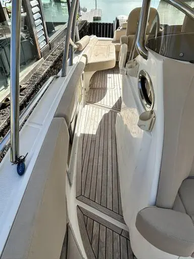 area-marine-legend-33-console-central-2011 (19)