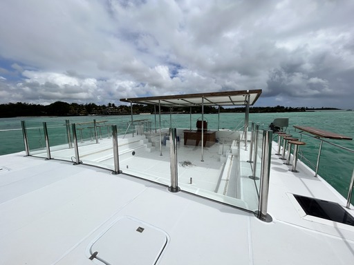 area-marine-power-catamaran (12)